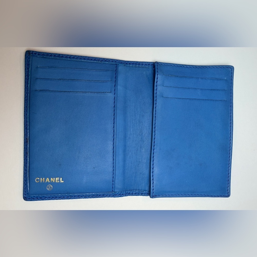 Authentic CHANEL Blue Caviar Leather Wallet Card Holder with Box & Card - Picture 7 of 13